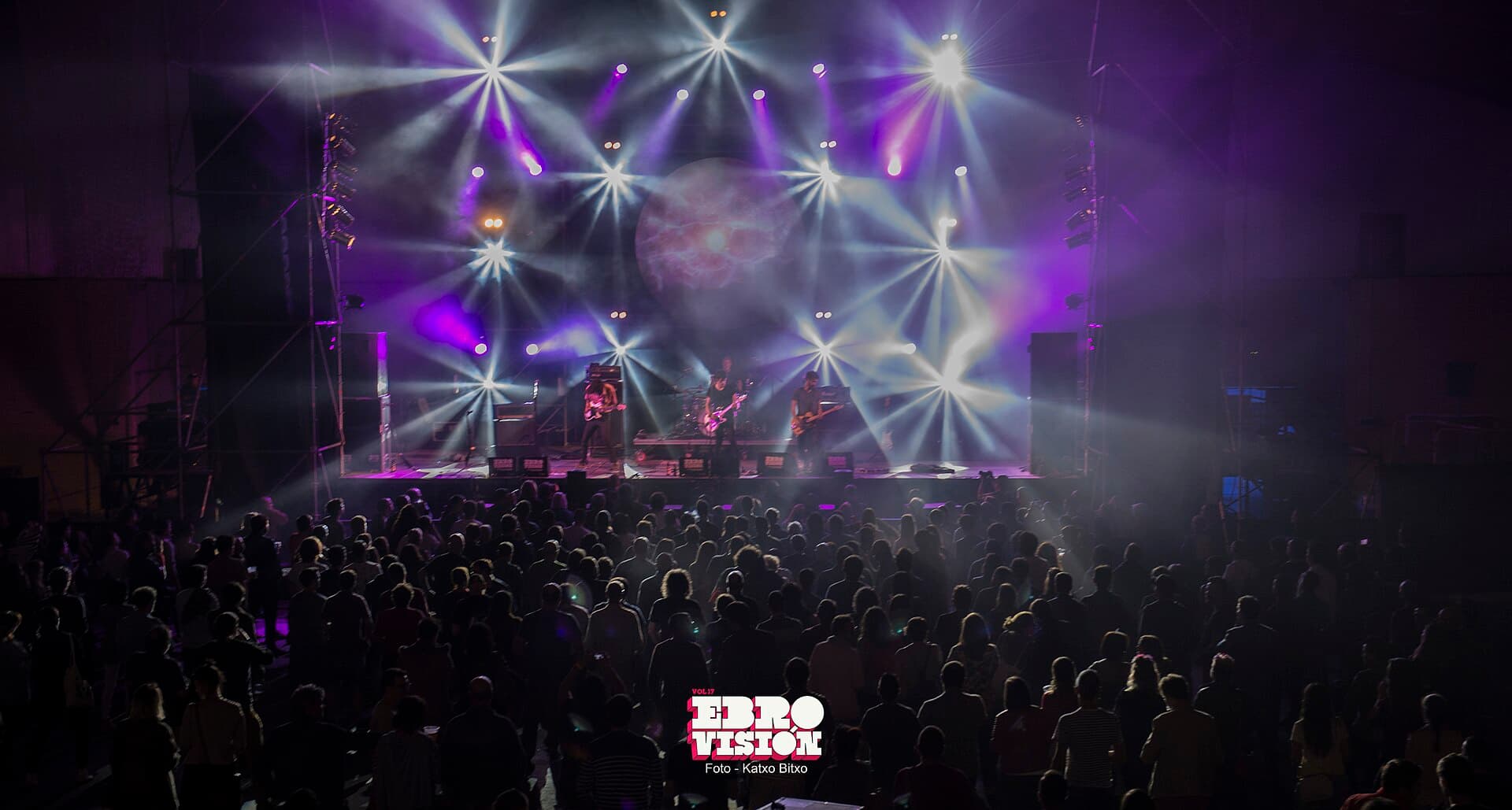 Escenario principal del festival Ebrovisión en Miranda de Ebro